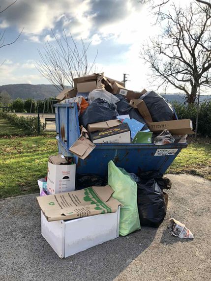 EKOLOŠKA AKCIJA PRIKUPLJANJA RECIKLABILNOG OTPADA (papir i baterije)